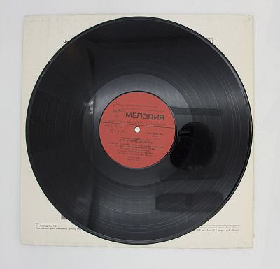 Чуть длиннее молчания. Читает автор