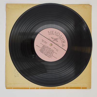 Юлиан Гутман (ф-но)