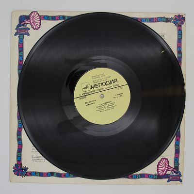 Дюймовочка