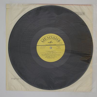 Старинные инструменты. Клавесин